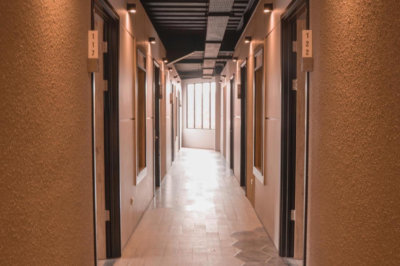 Loa Living Solo Baru Hotel Grogol Exterior photo
